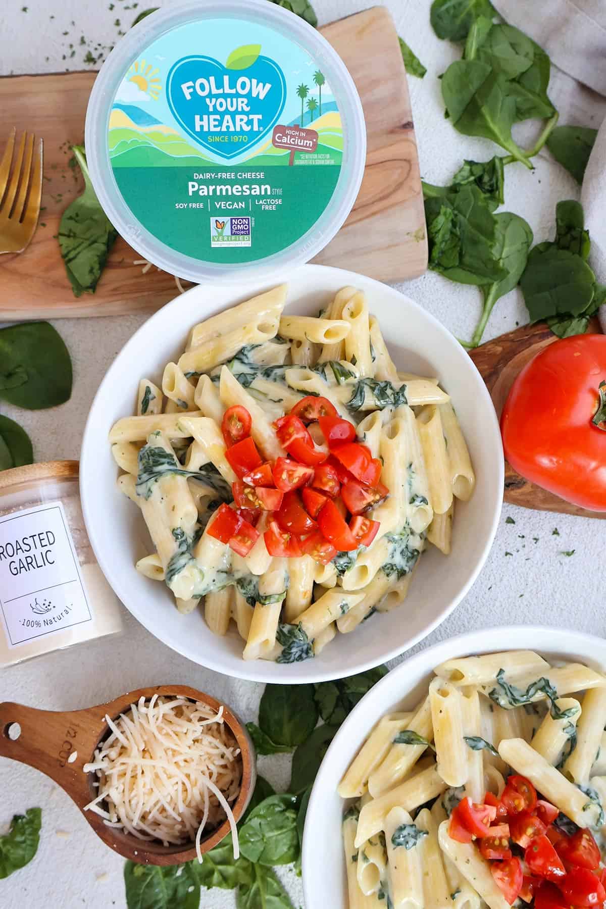 Bowls of alfredo pasta.
